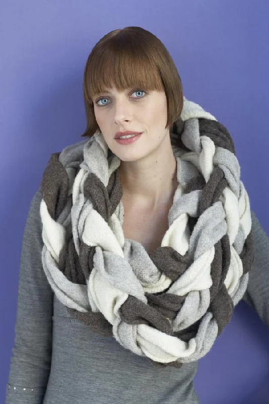 - Pet water dispenser UV sterilization versionFelted Bristol Braided Scarf (Knit)