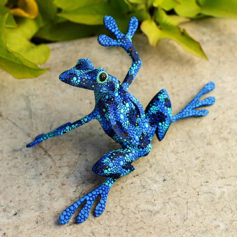- Foldable and portable cat bagBlue Dancing Frog Artisan Crafted Blue Wood Frog Figurine Sculpture - Foldable and portable cat bagBlue Dancing Frog Artisan Crafted Blue Wood Frog Figurine Sculpture