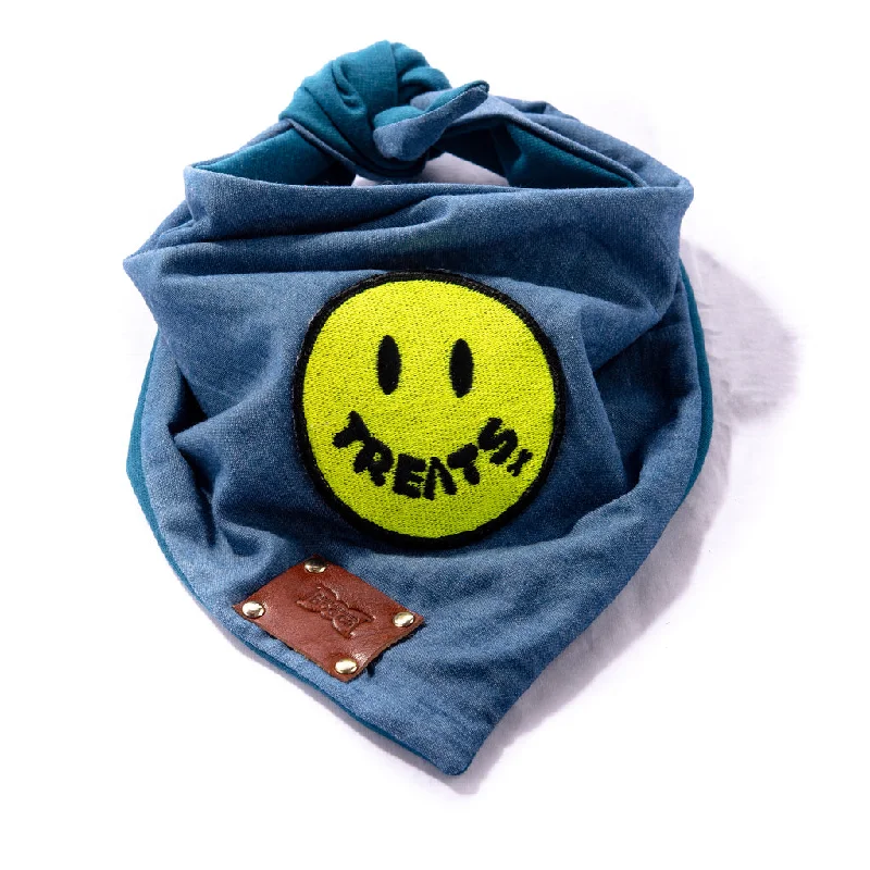 - Pet water dispenser UV sterilization versionDoggy Smile Dog Bandana Neckerchief - TREATS - Pet water dispenser UV sterilization versionDoggy Smile Dog Bandana Neckerchief - TREATS