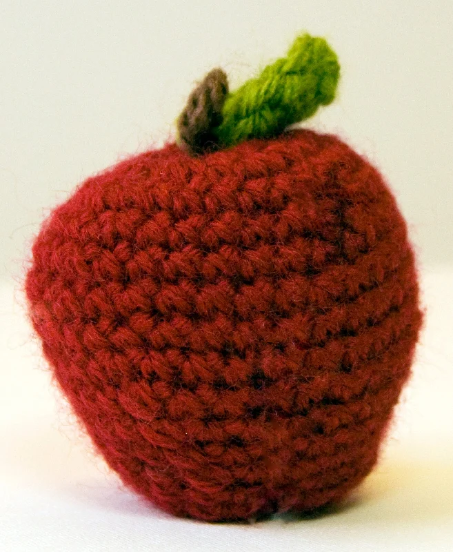 - Chinchilla cooling ice nest ceramic plateApple Pattern (Crochet)