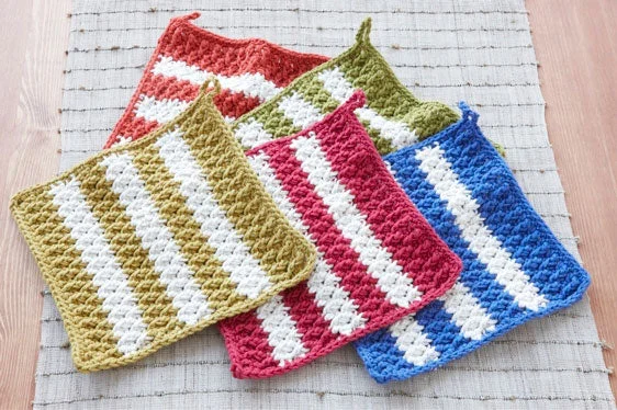 - Pet stroller can be taken on the planeStriped Dish Mats (Crochet)
