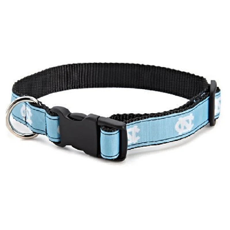  . **Dog traction rope is automatically retractable**North Carolina Tar Heels Premium Dog Collar