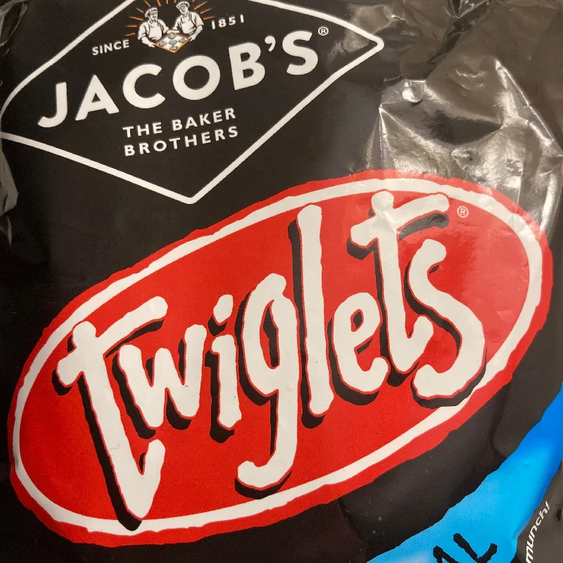 -Anti-scratch scratching board AND cat bed in one3x Jacobs Twiglets Original Bags (3x150g) -Anti-scratch scratching board AND cat bed in one3x Jacobs Twiglets Original Bags (3x150g)