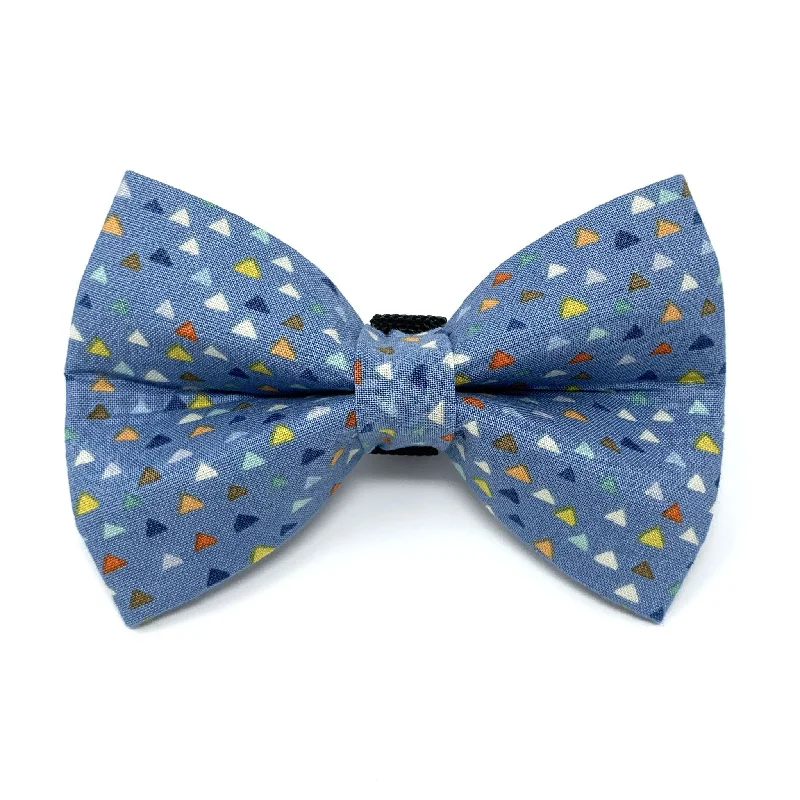 - Air box TSA certified check-inBlue Triangle Dog Bow Tie